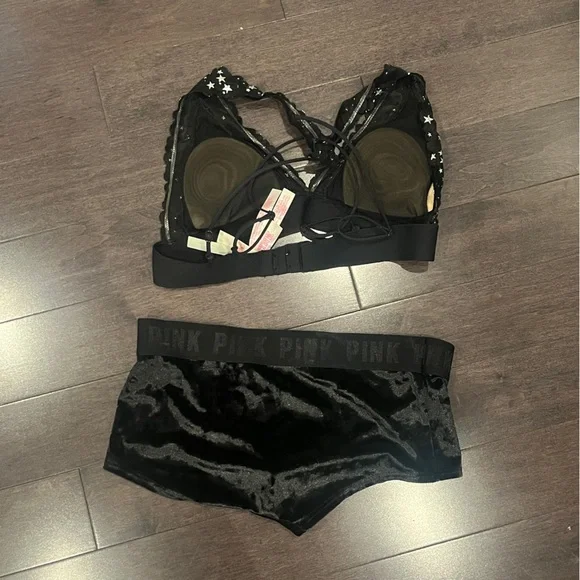 Crushed velvet boy shorts and bra - Picture 2 of 2